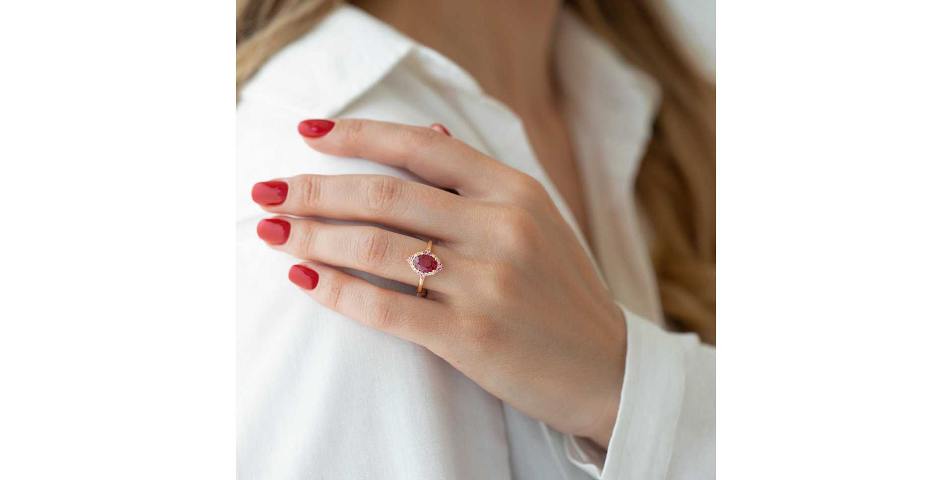Prsteň s rubínom, diamantmi a zafírmi Ruby Rose