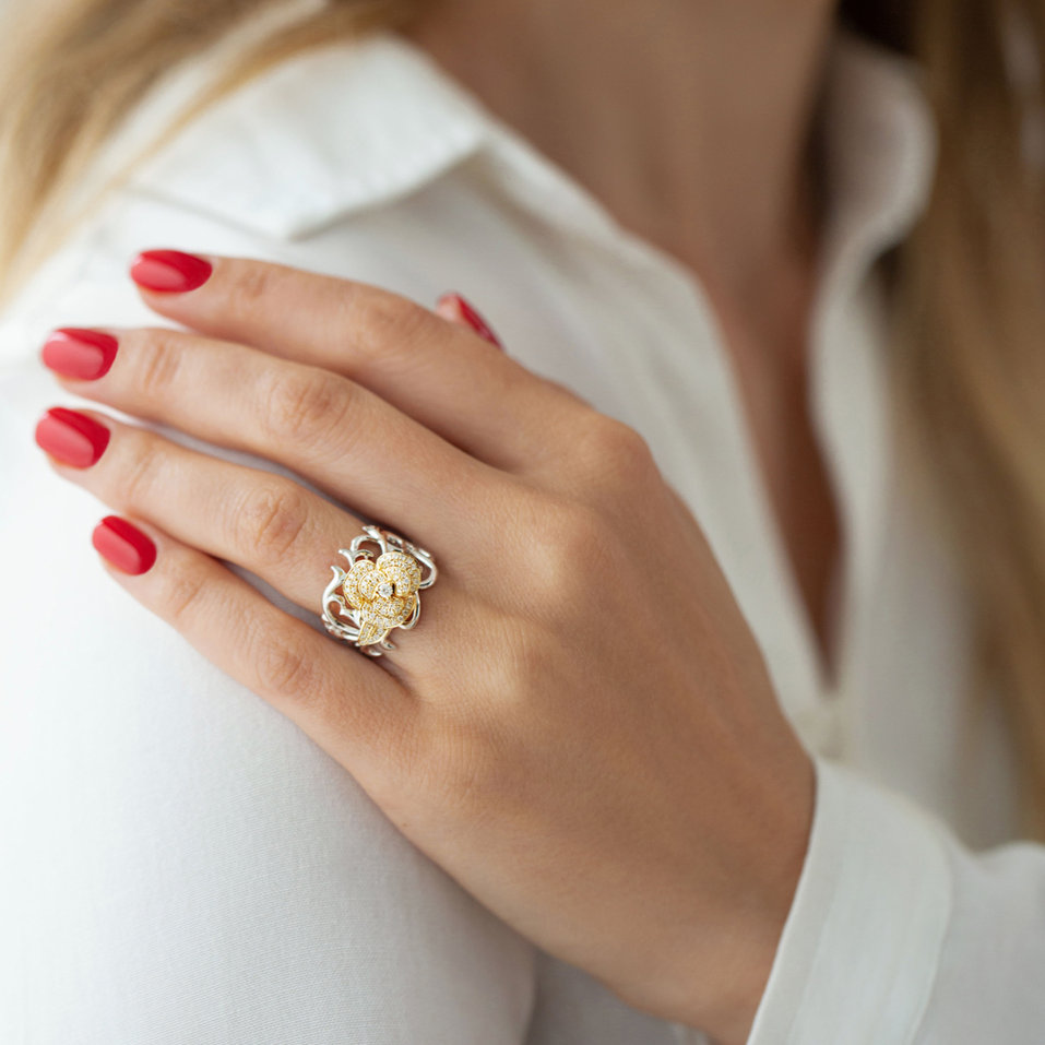 Prsteň s diamantmi Flower Mystery