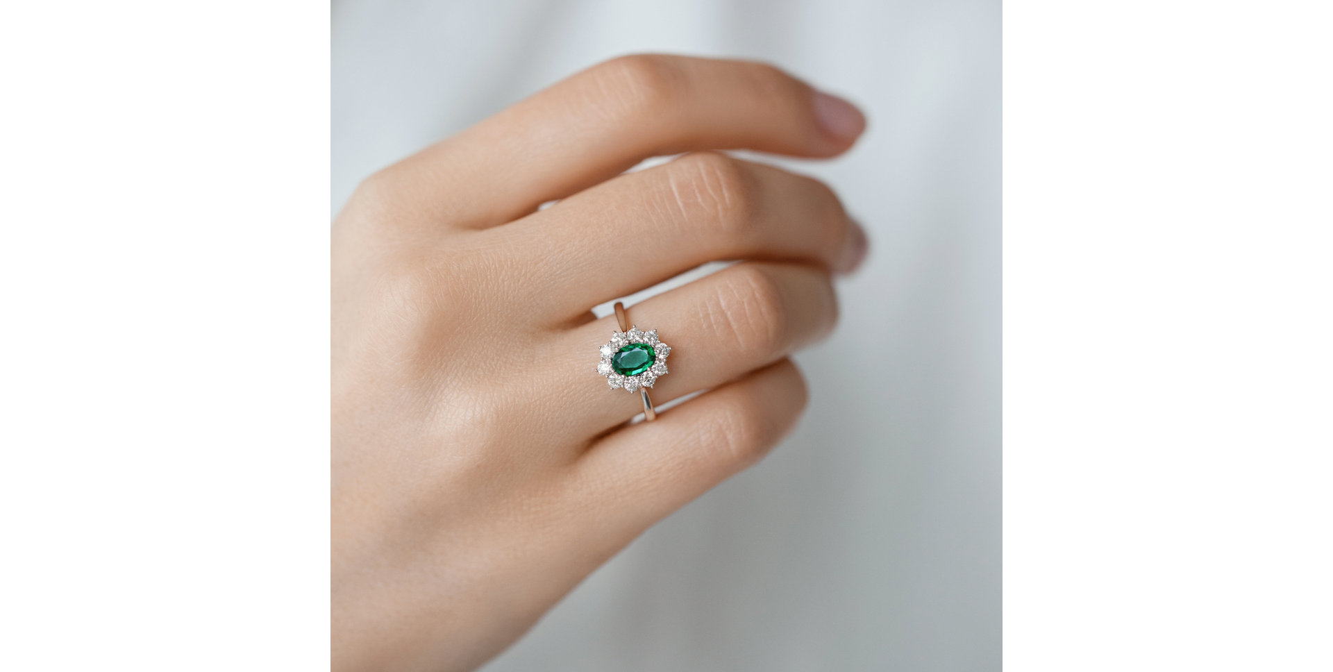 Prsteň so smaragdom a diamantmi Princess Joy