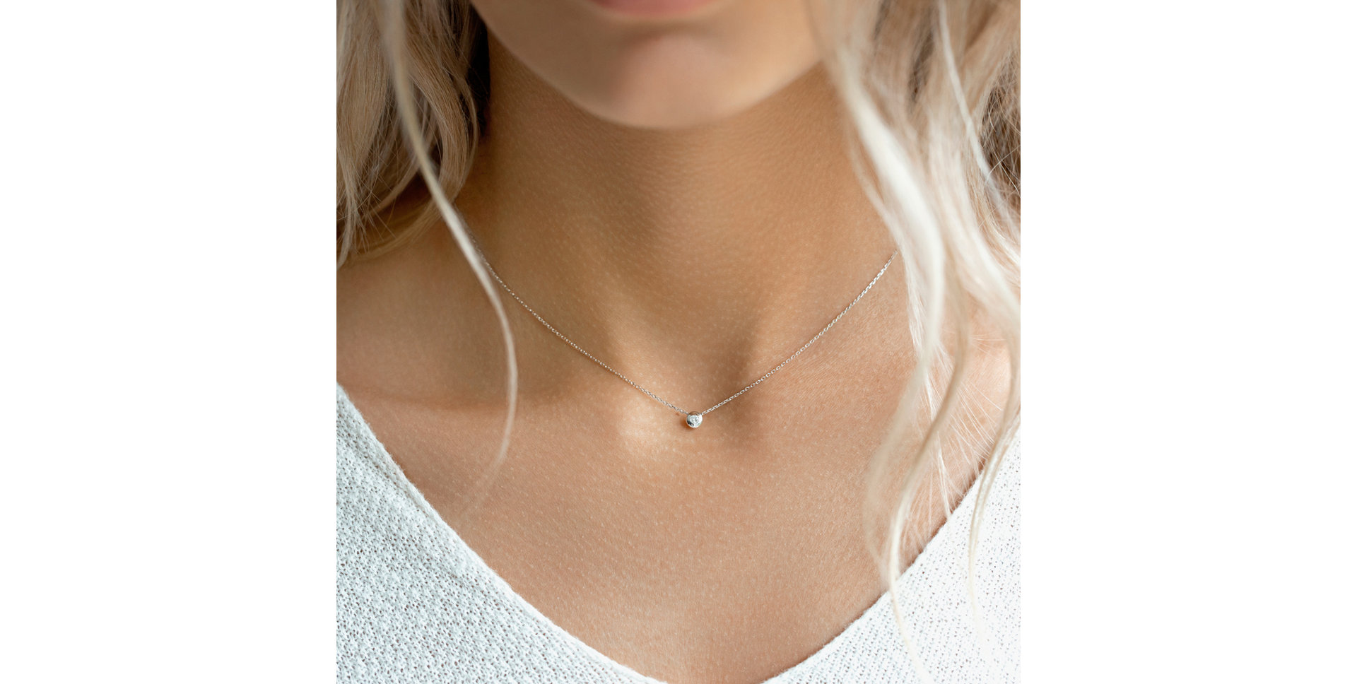 Náhrdelník s diamantom Secret Drop