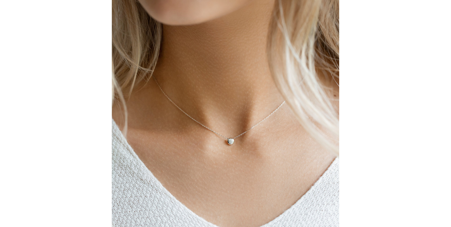 Náhrdelník s diamantom Secret Drop