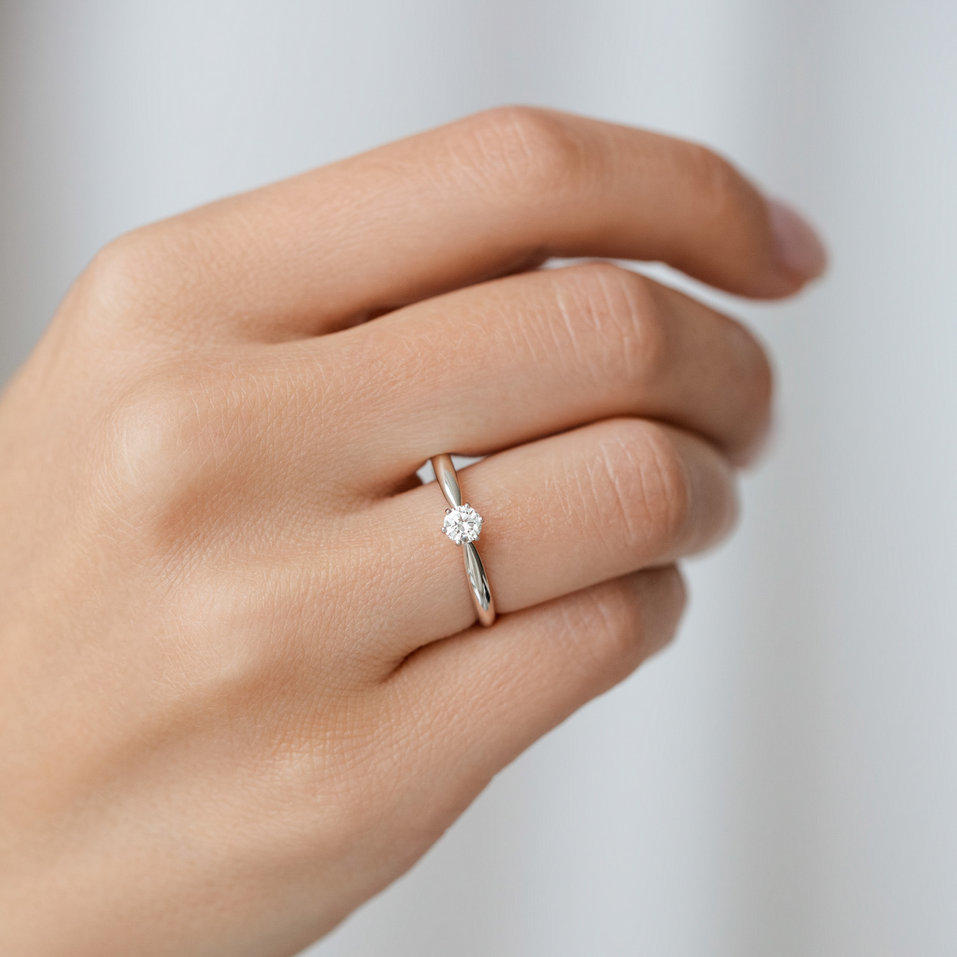 Prsteň s diamantom Eternal Joy