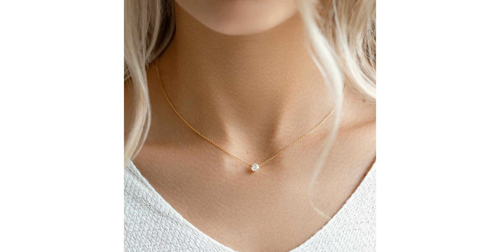 Náhrdelník s diamantom Essential Drop