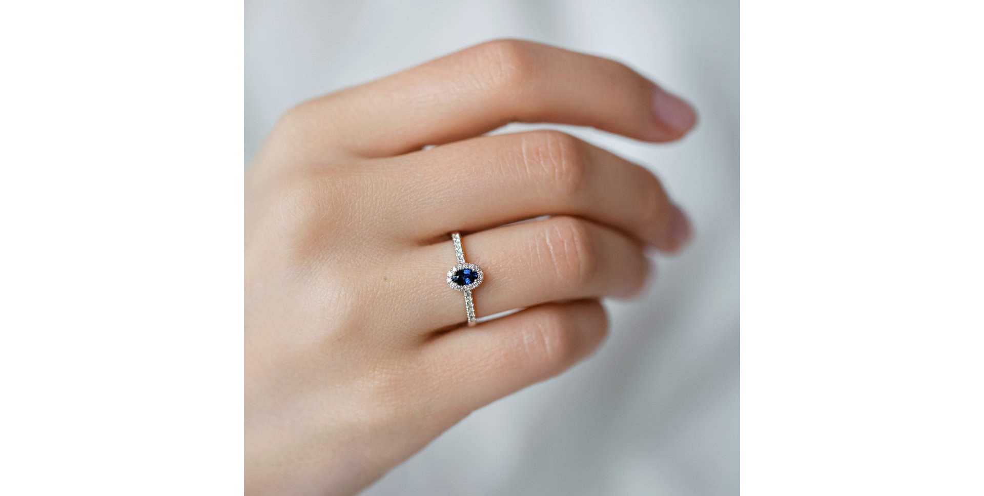 Prsteň so zafírom a diamantmi Princess Desperation