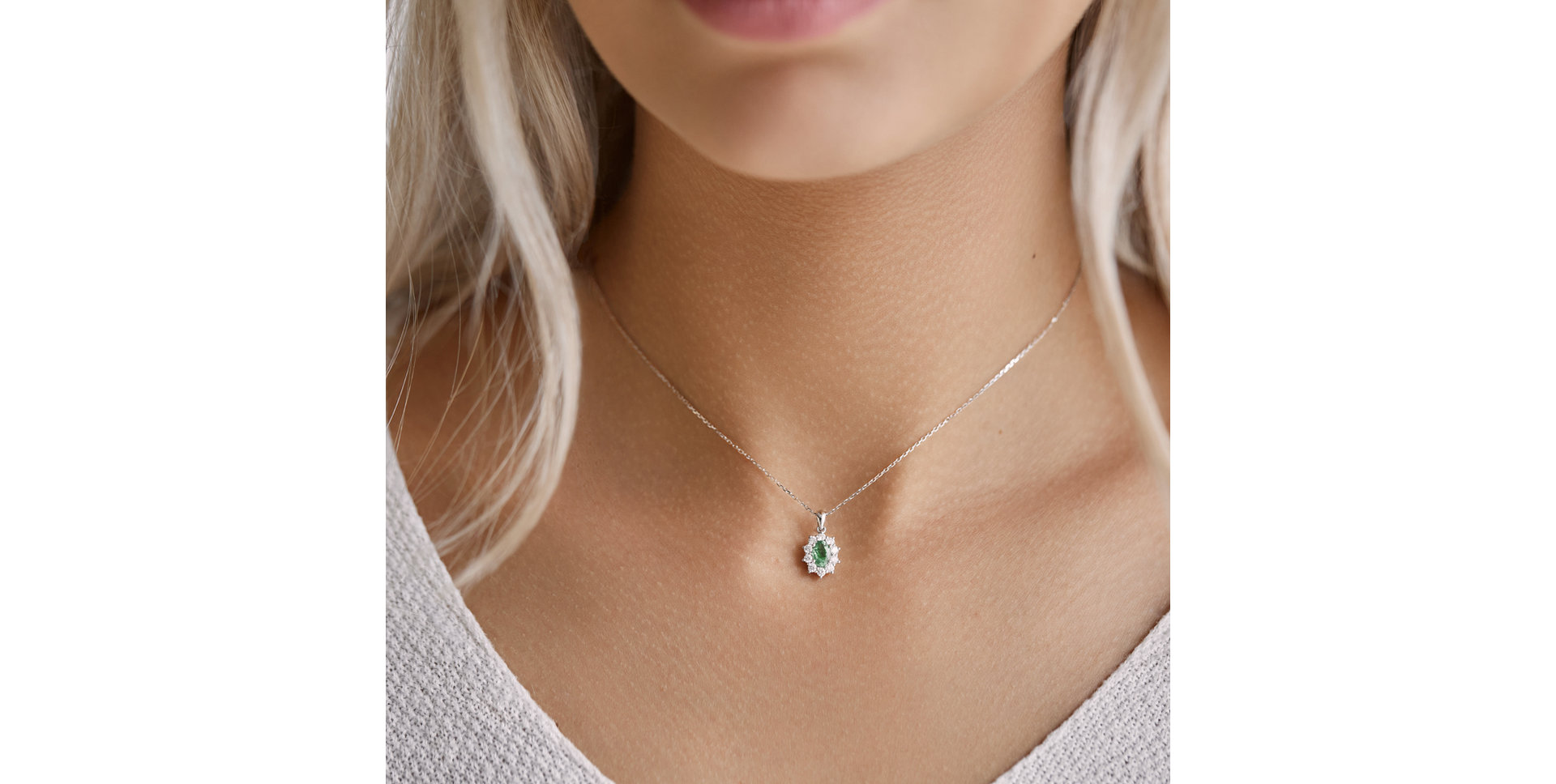 Přívěsok so zafírom a diamantmi Goddess Elegance