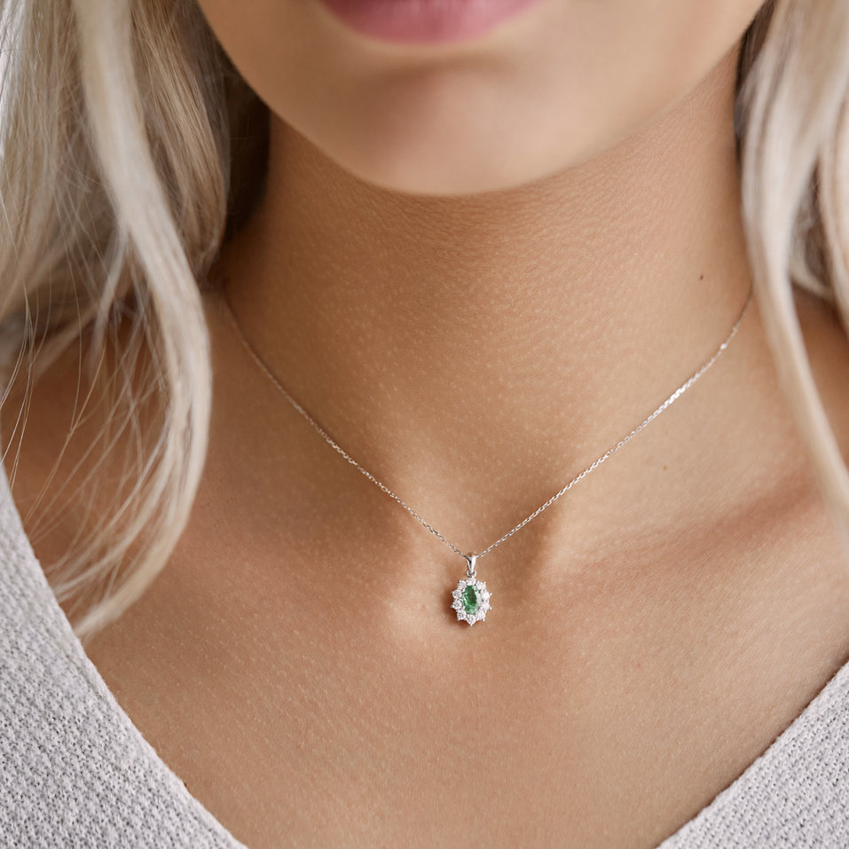 Přívěsok so zafírom a diamantmi Goddess Elegance