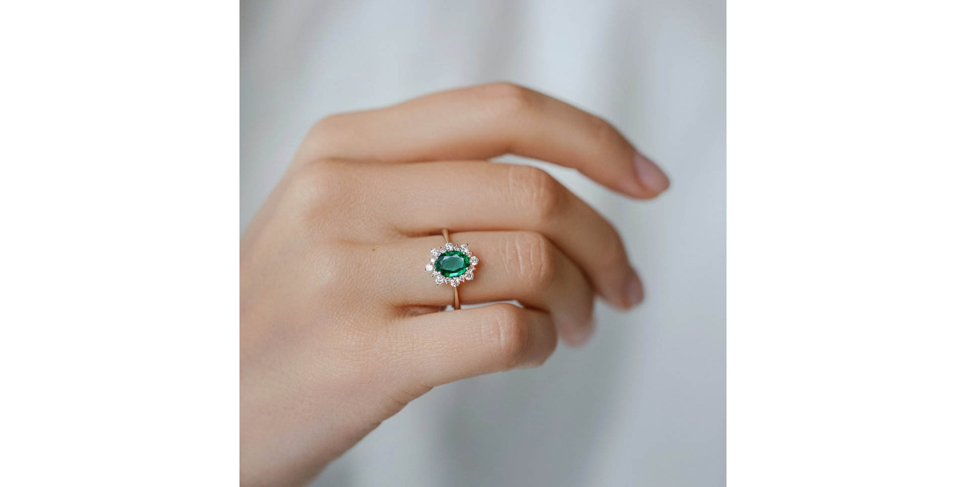 Prsteň so smaragdom a diamantmi Trixie Princess