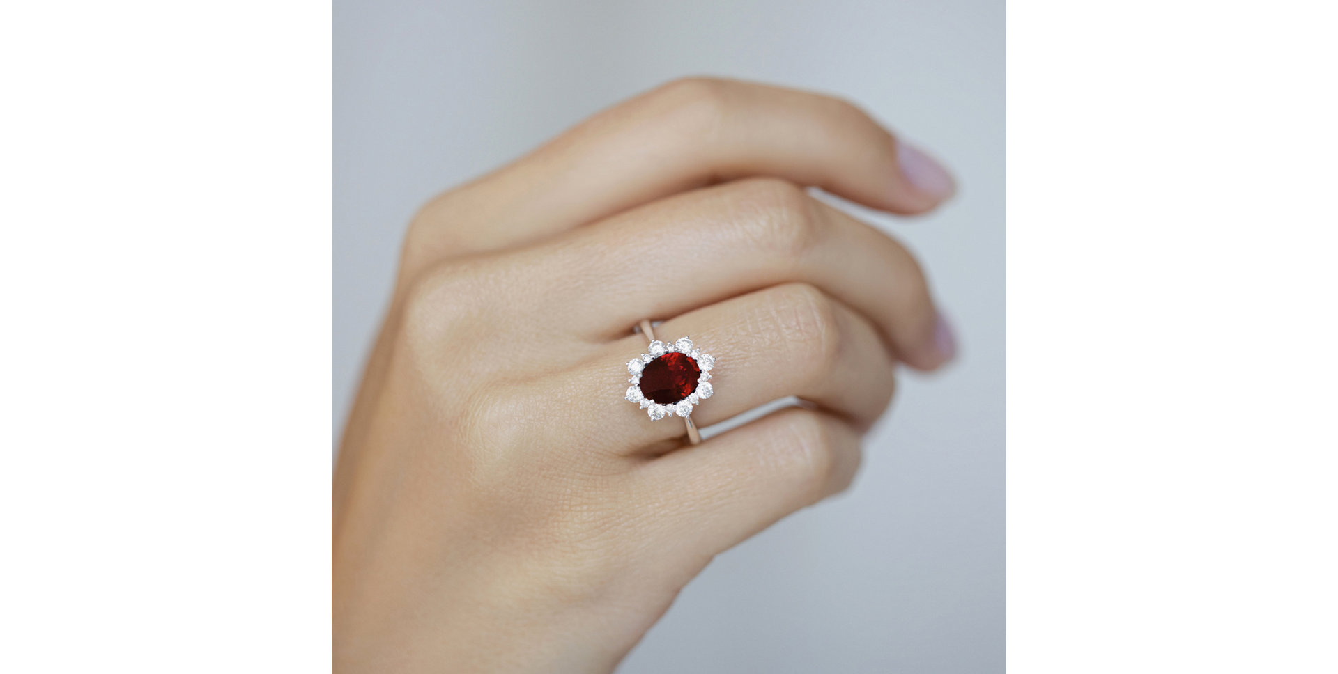 Prsteň s rubínom a diamantmi Trixie Princess
