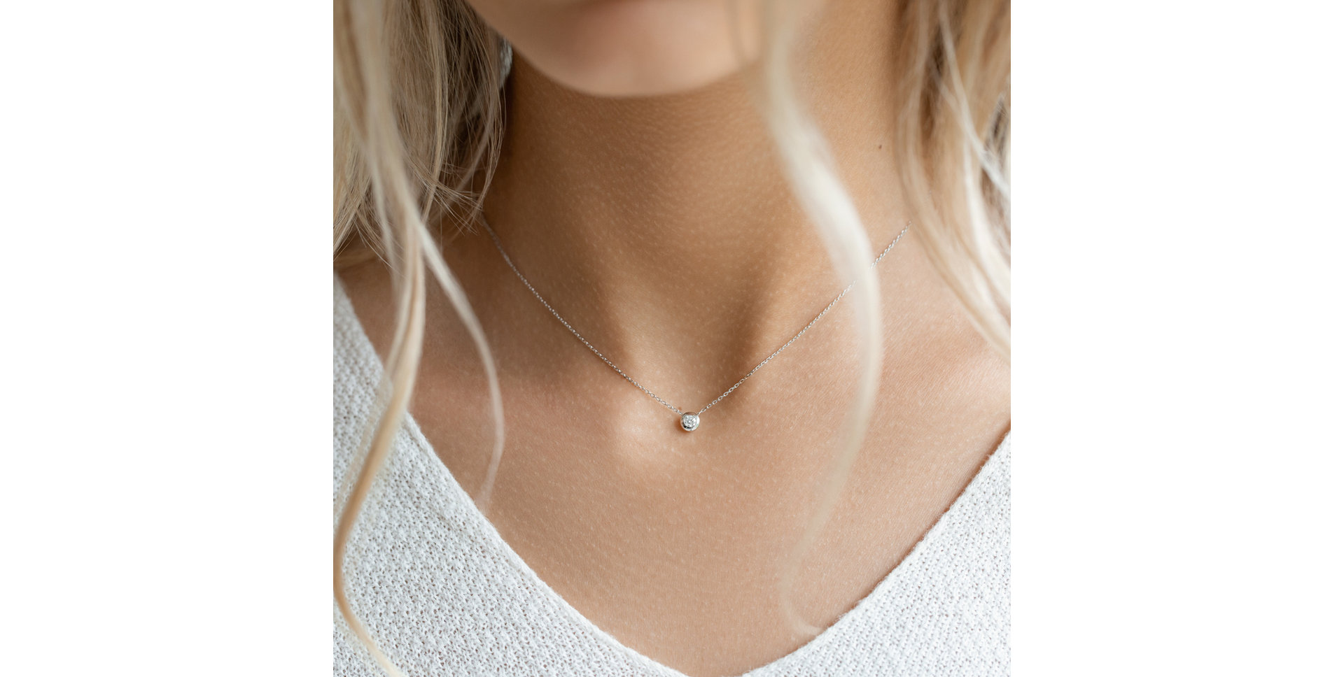 Náhrdelník s diamantom Secret Drop
