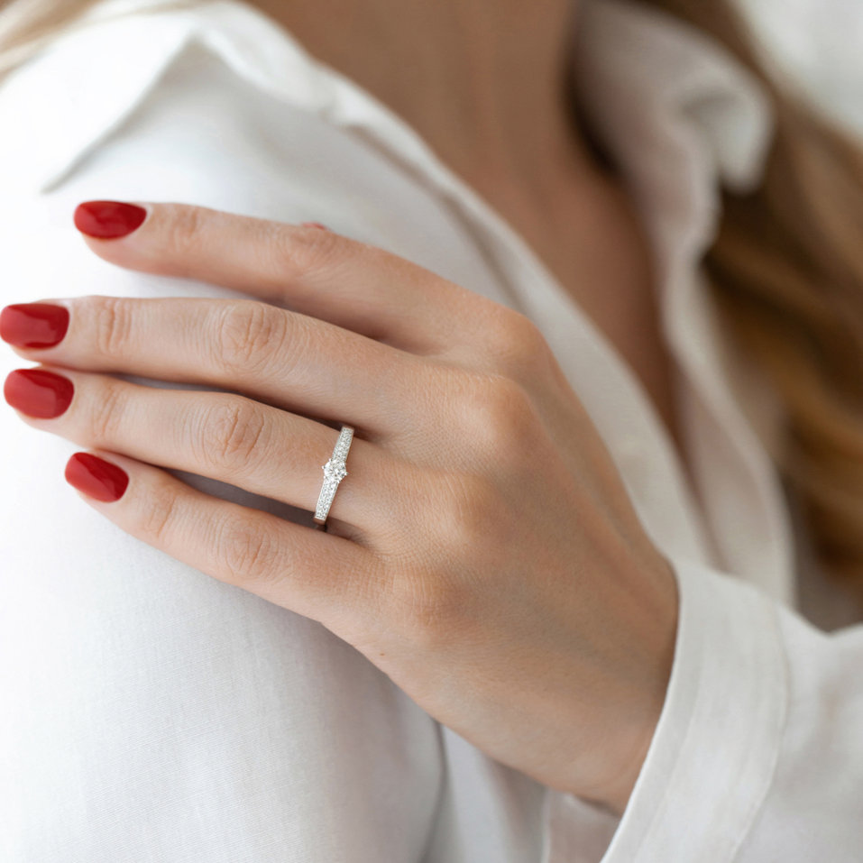 Prsteň s diamantmi Sparkling Romance