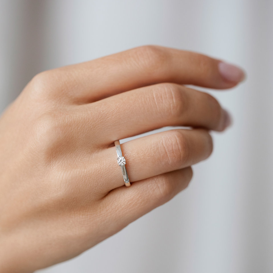 Prsteň s diamantom Spark of Love