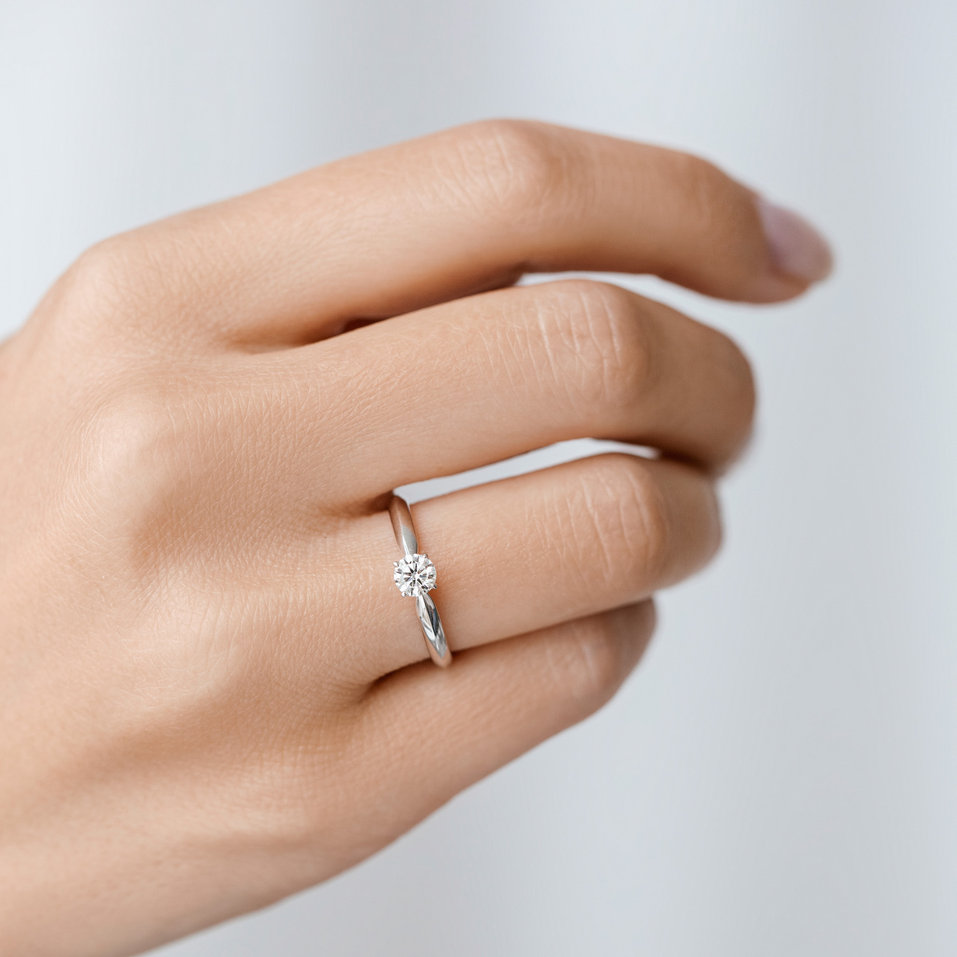 Prsteň s diamantom One Love