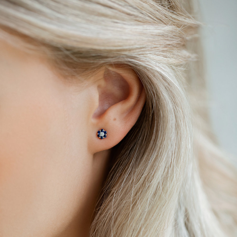 Náušnice s diamantom a rubínmi Shiny Flower