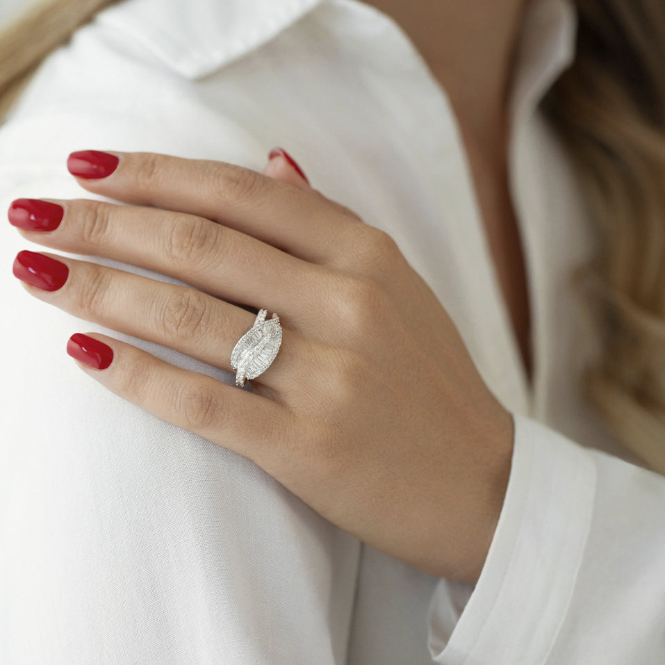 Prsteň s diamantmi Wetana