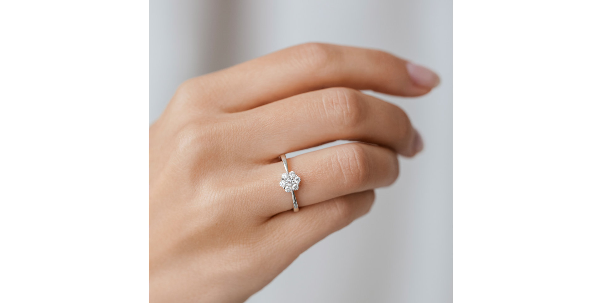 Prsteň s diamantmi Shiny Flower