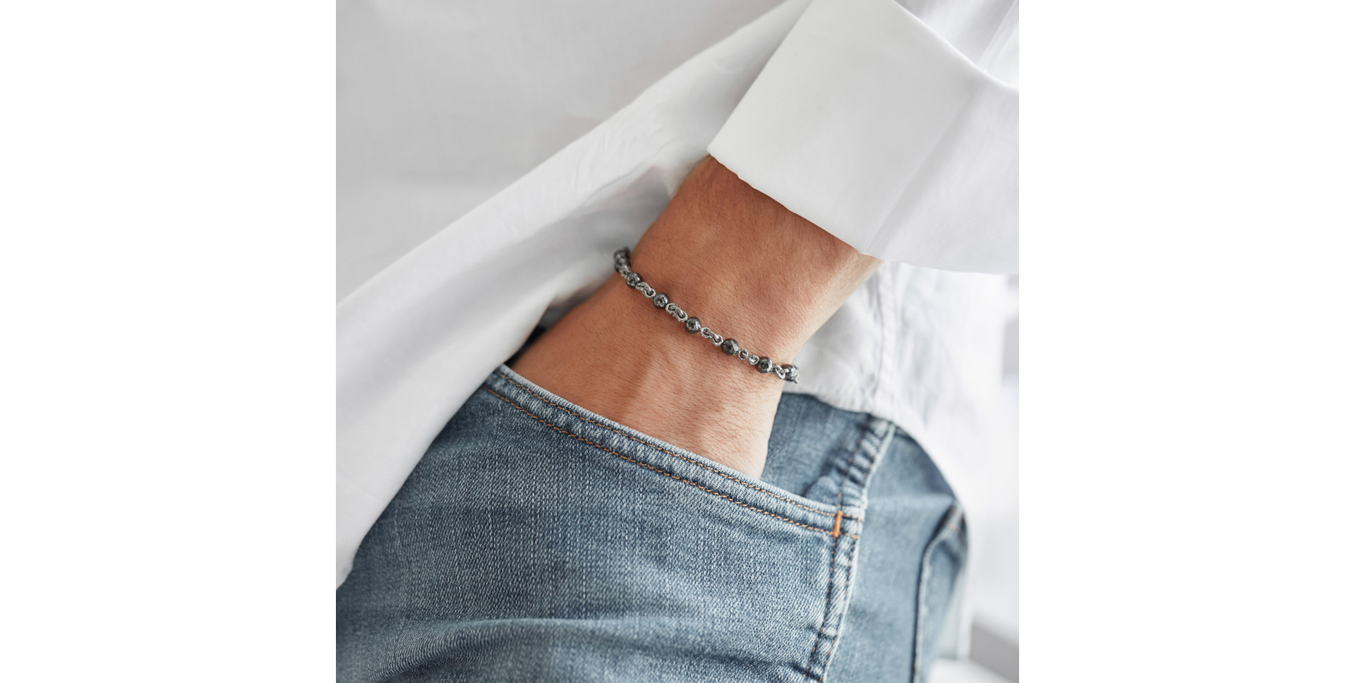 Náramok s bielymi a čiernymi diamantmi Aristide