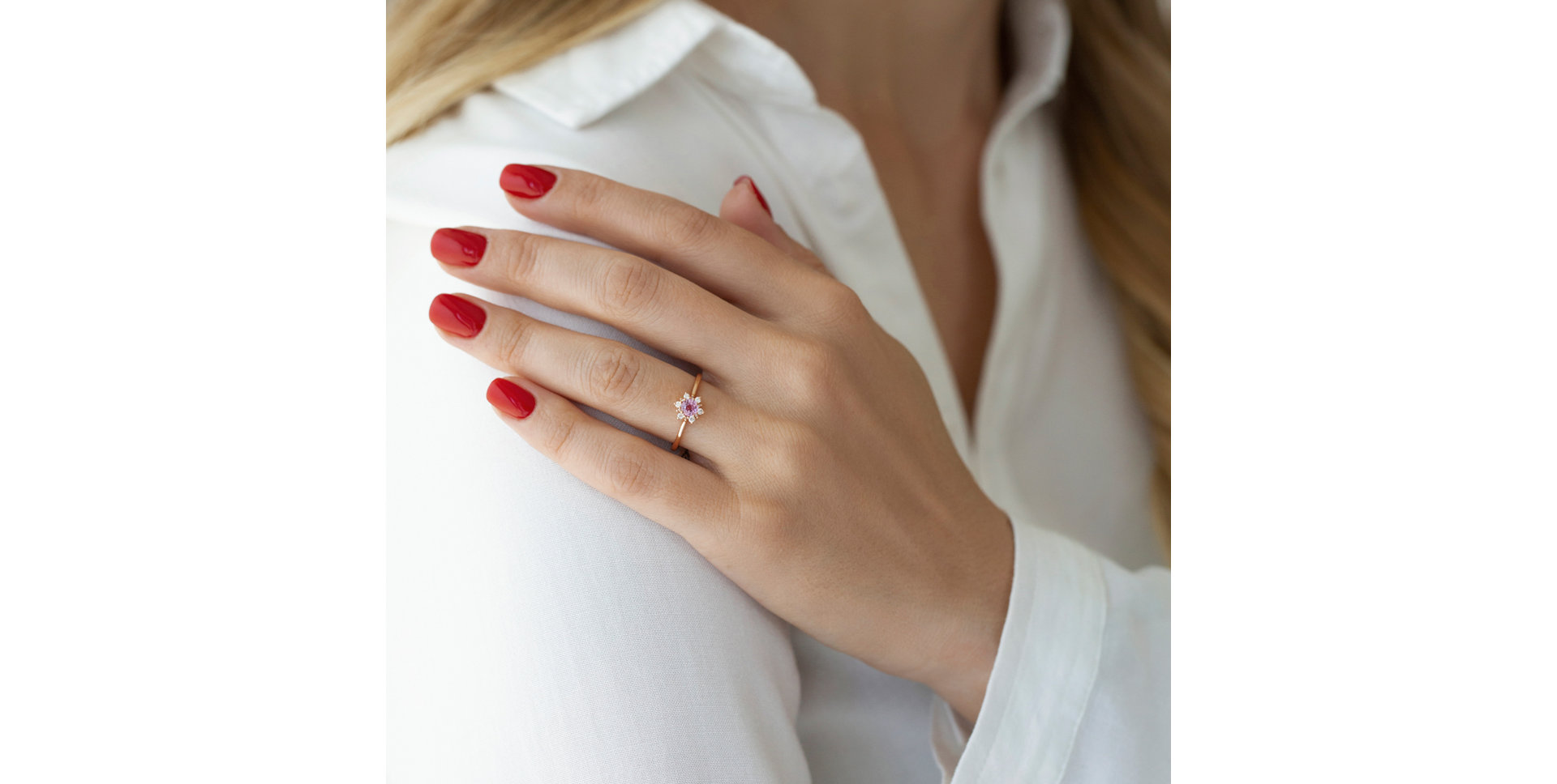 Prsteň s zafírom a diamantmi Starlet