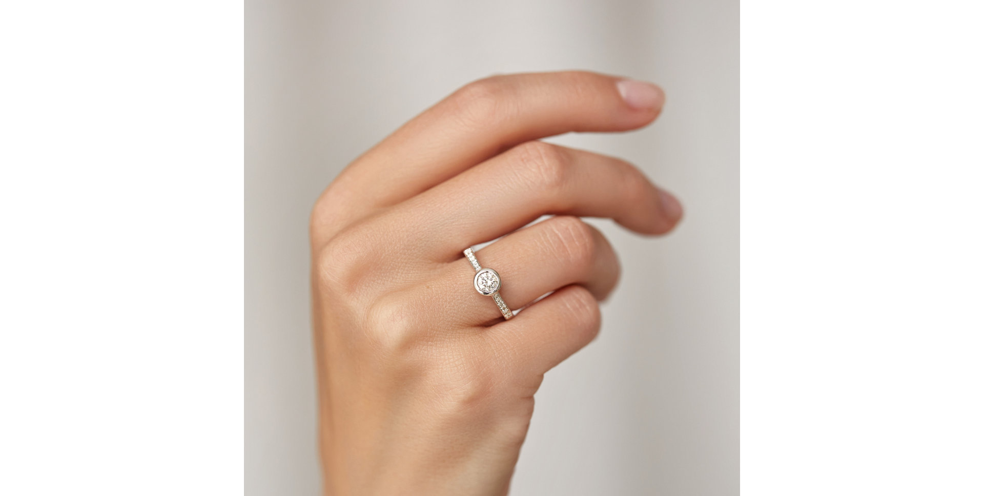 Prsteň s diamantmi Space Love