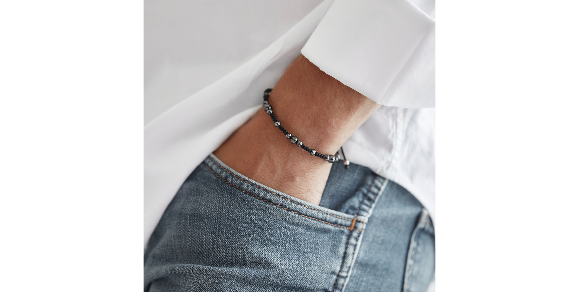 Náramok s čiernymi diamantmi Black Mirror