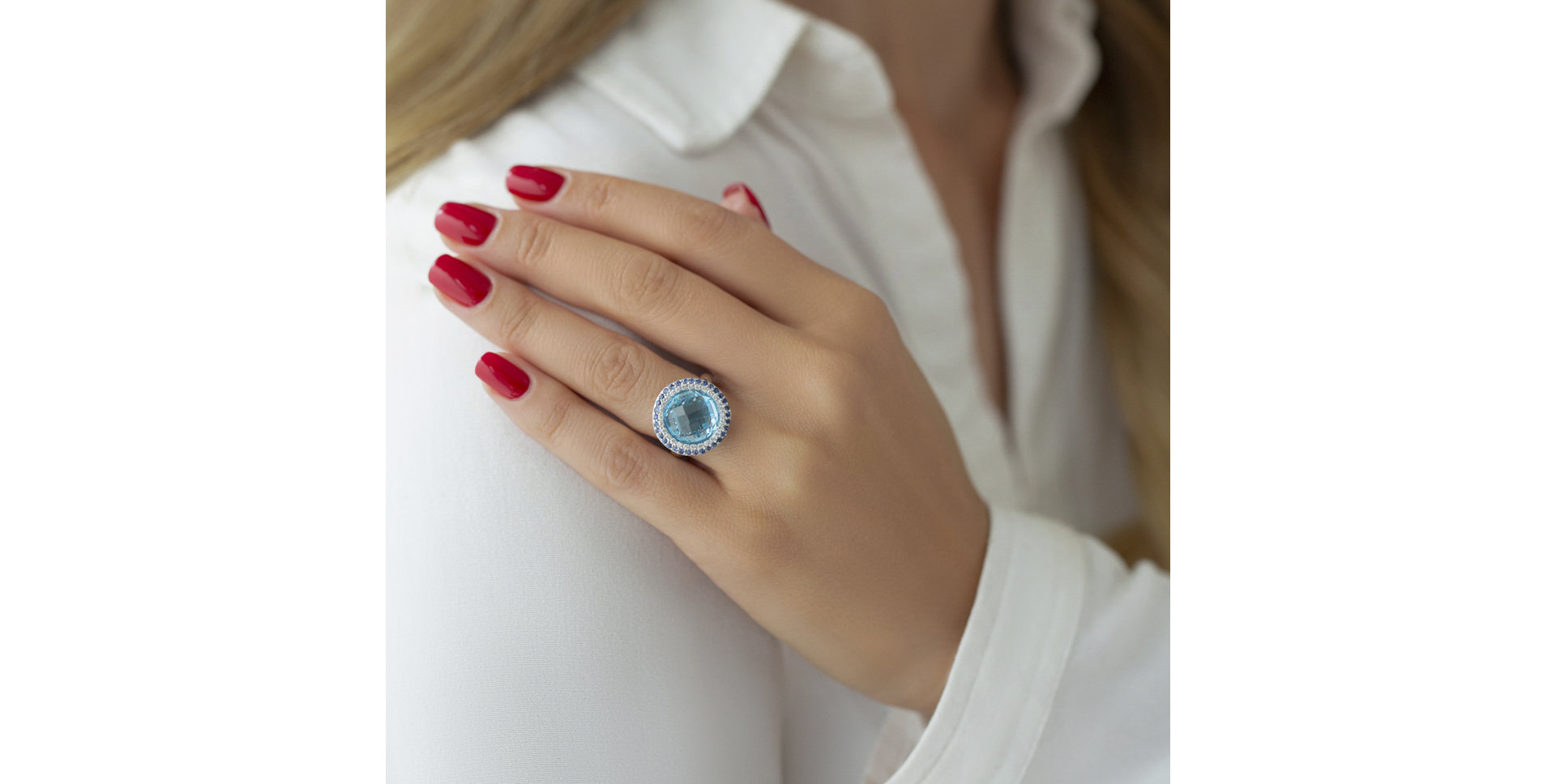 Prsteň s topásom , diamantmi a zafírmi Fontanna