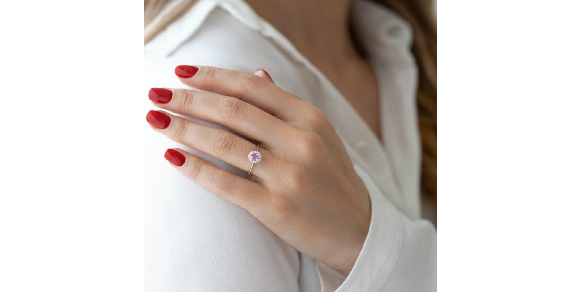 Prsteň s zafírom a diamantmi Bridgette