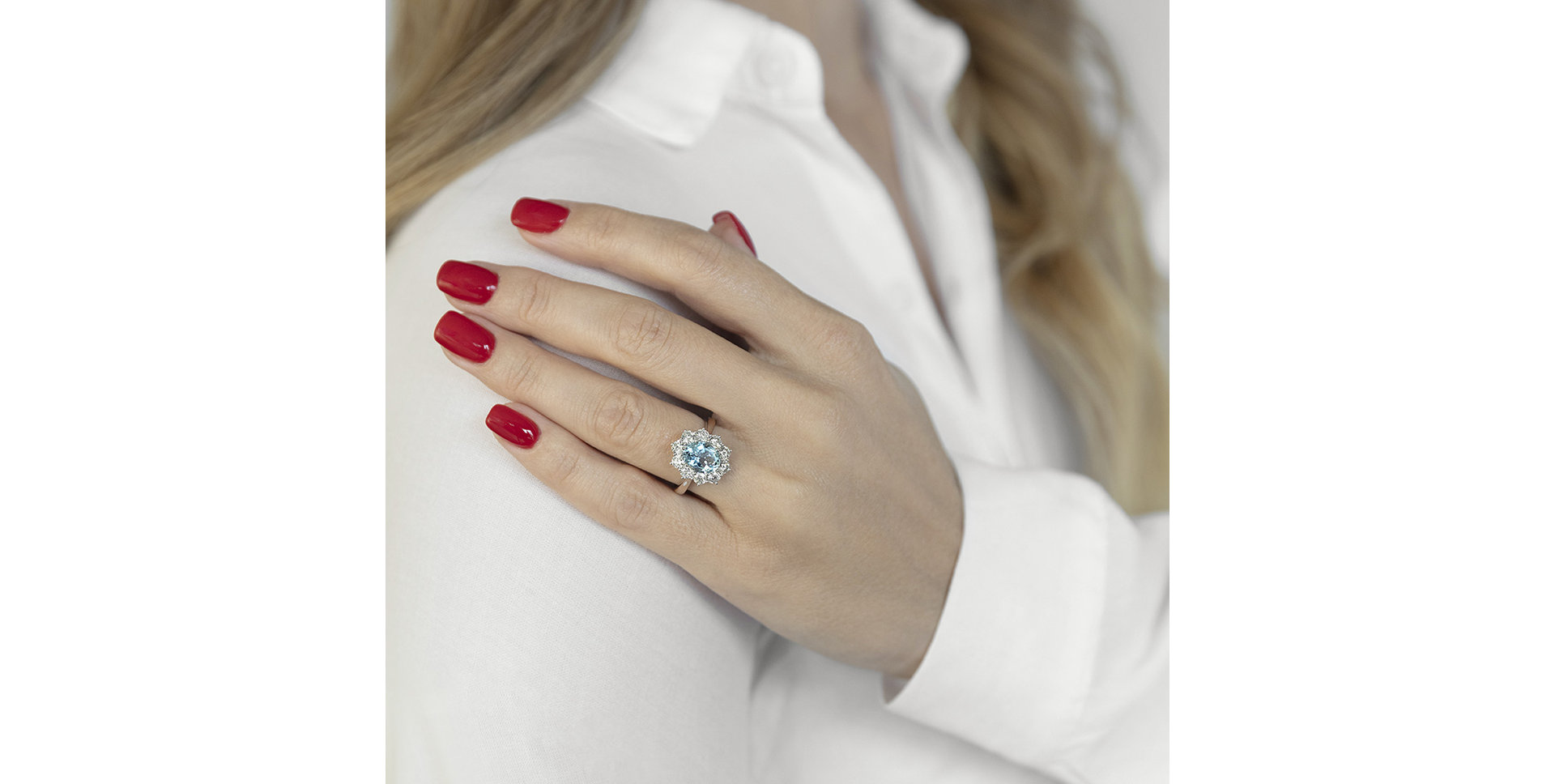 Prsteň s akvamarínom a diamantmi Sky Goddess