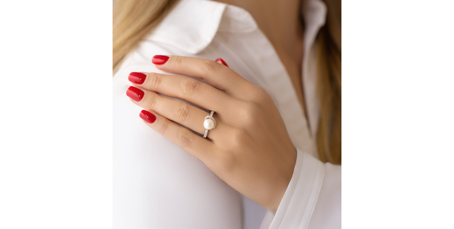 Prsteň s perlou a diamantmi Graceful Wonder