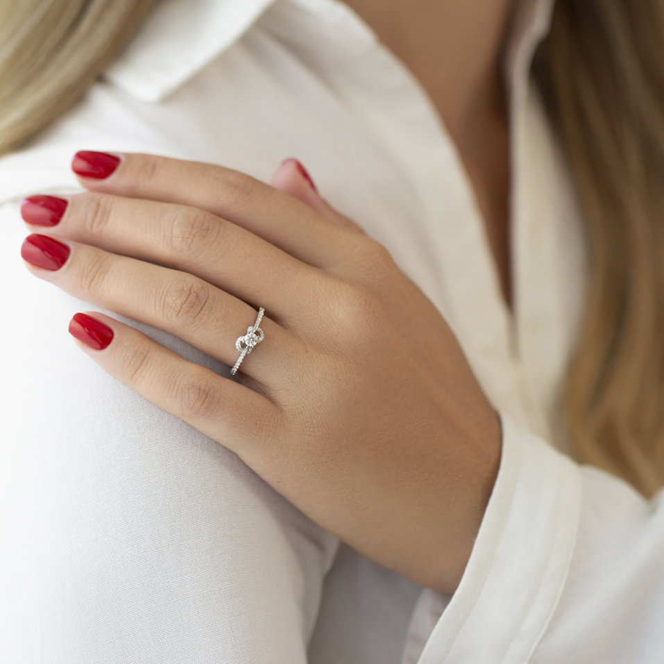 Prsteň s diamantmi Nemesis