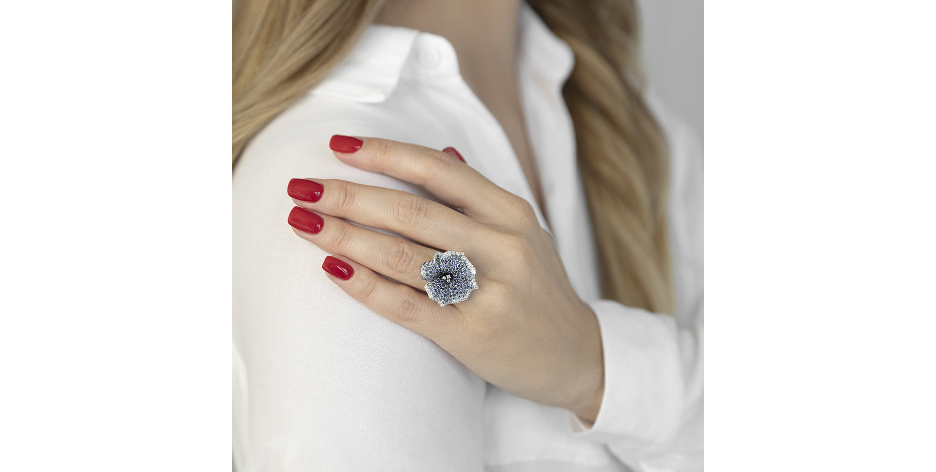 Prsteň s diamantmi a zafírmi Oceánia