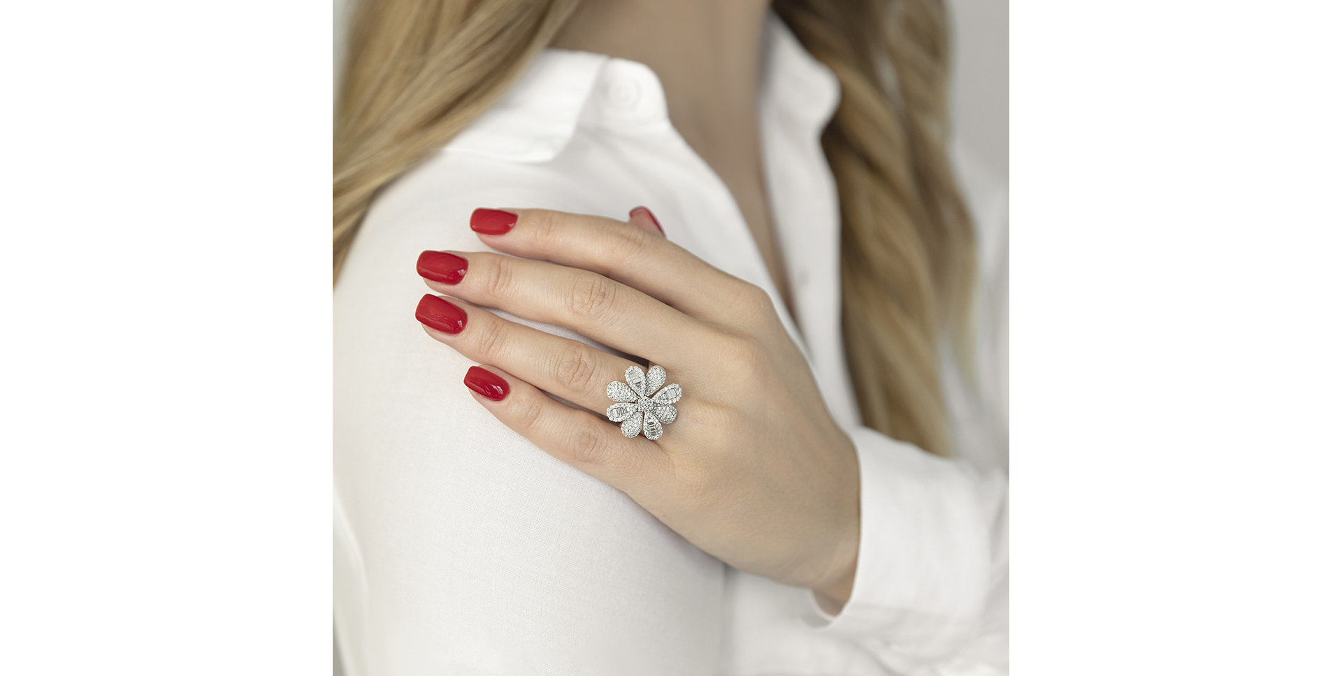 Prsteň s diamantmi Lucky Flower