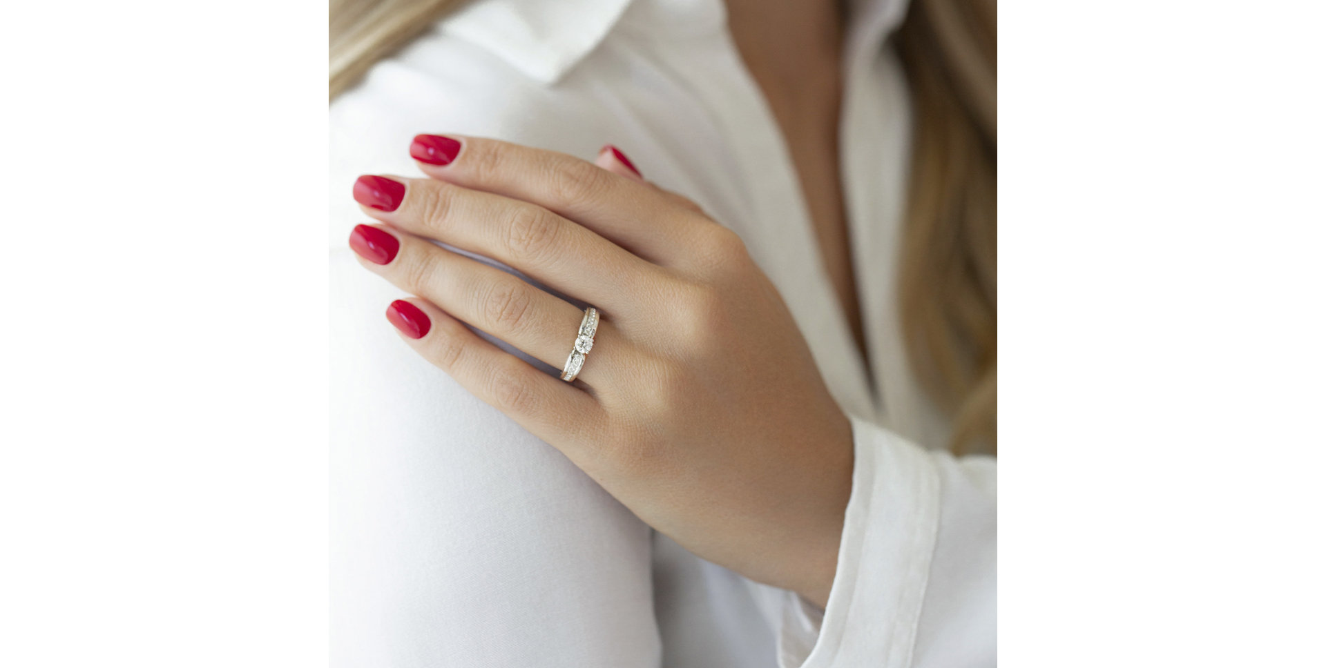 Prsteň s diamantmi Carmelita