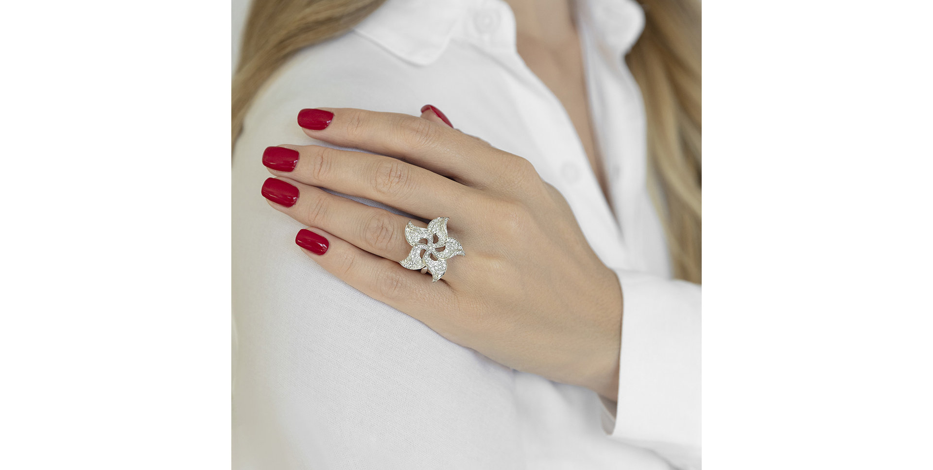 Prsteň s diamantmi Fantaziela