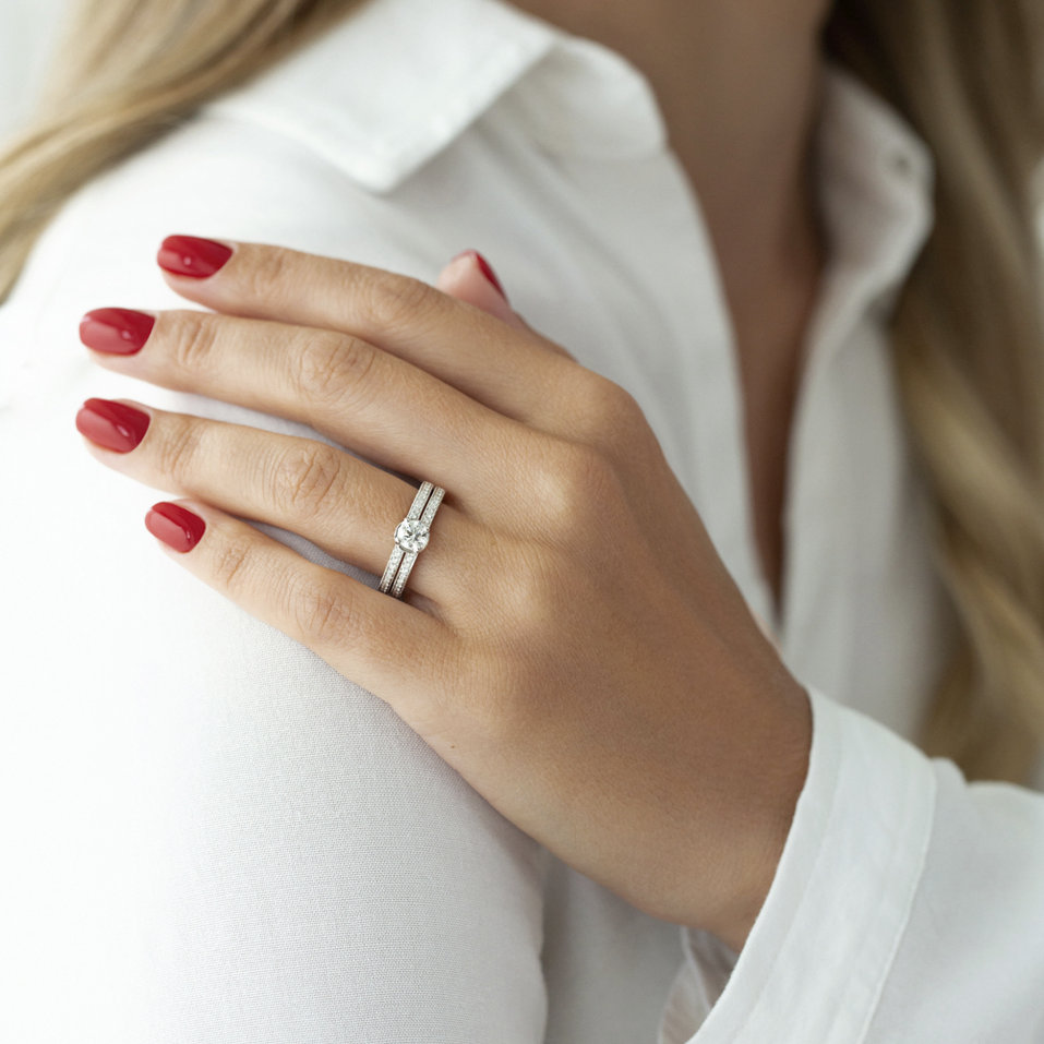 Prsteň s diamantmi Leyana