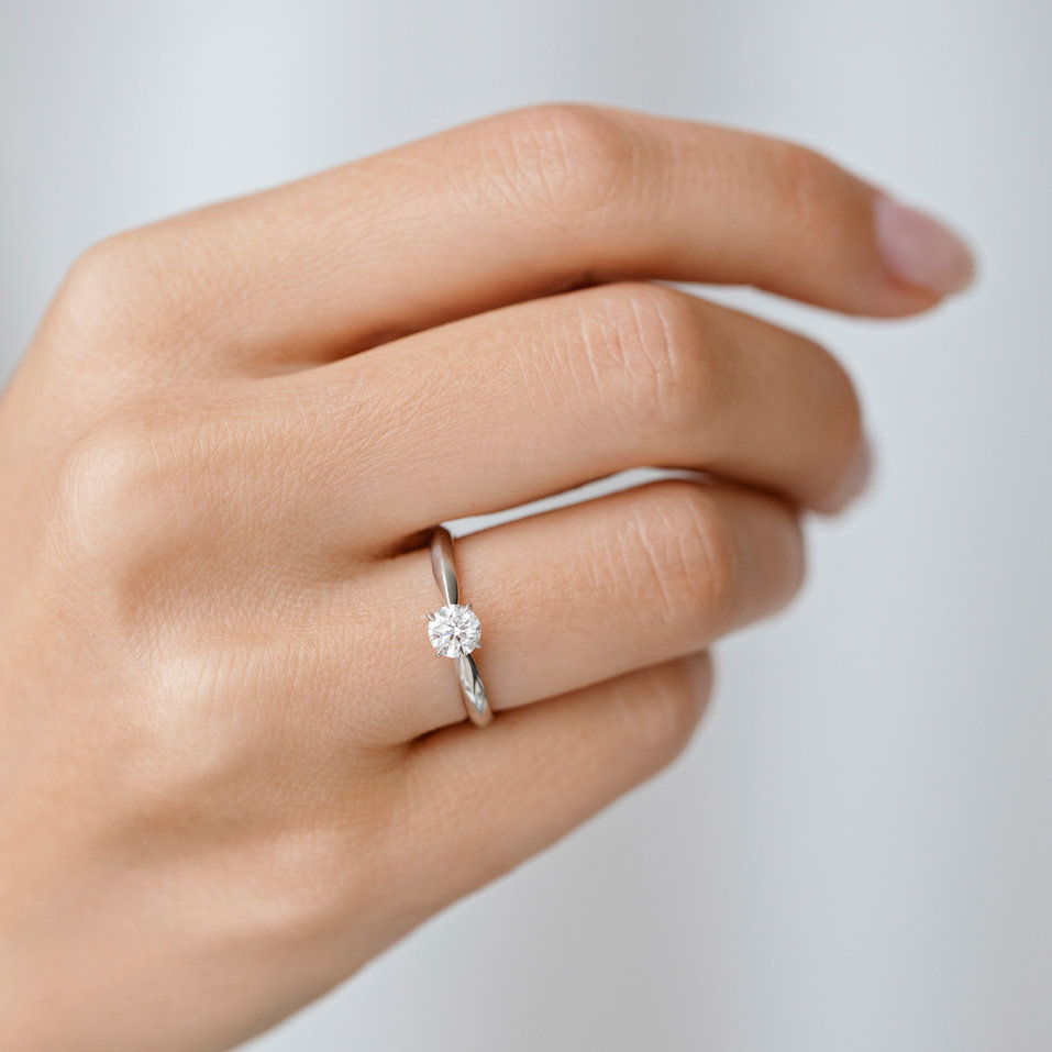 Prsteň s diamantom One Love