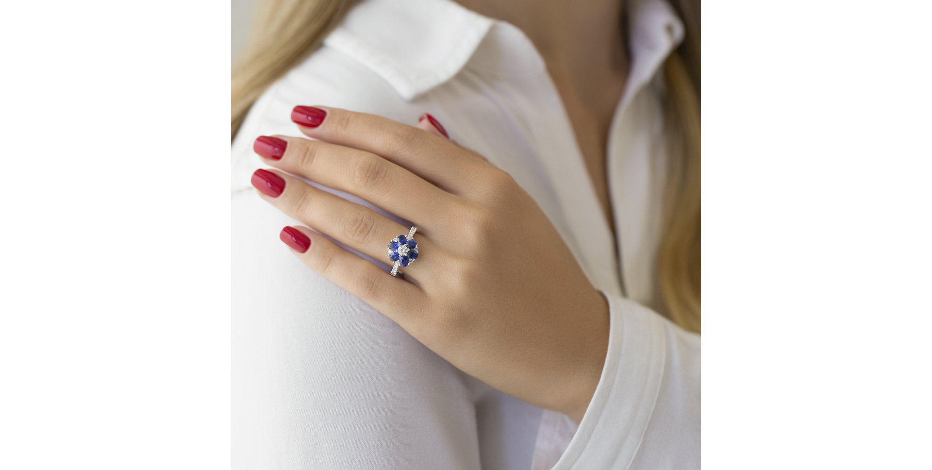 Prsteň s diamantmi a zafírmi Daleyza