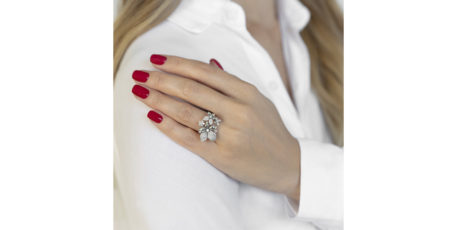 Prsteň s diamantmi Floral Enigma