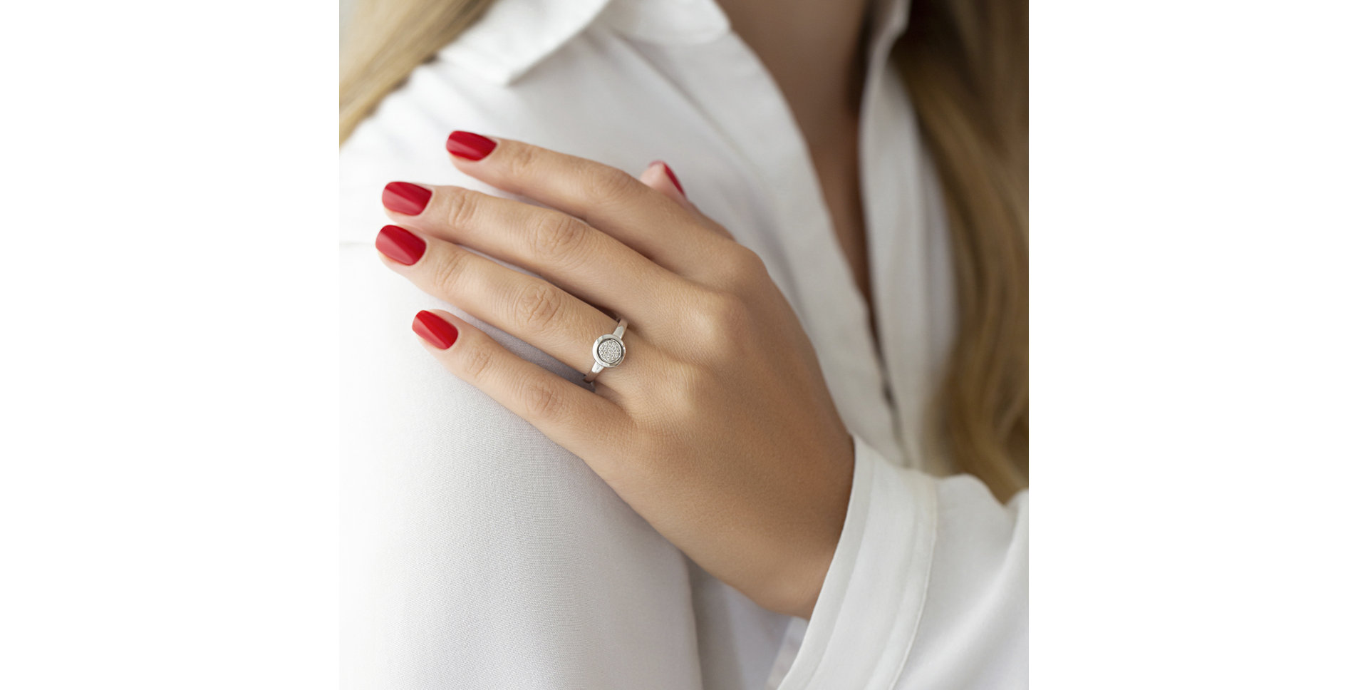 Prsteň s diamantmi Hallucinate