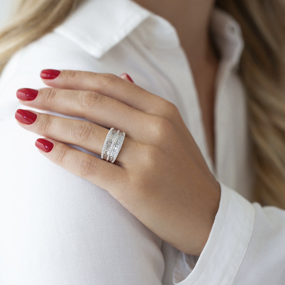 Prsteň s diamantmi Laétitia