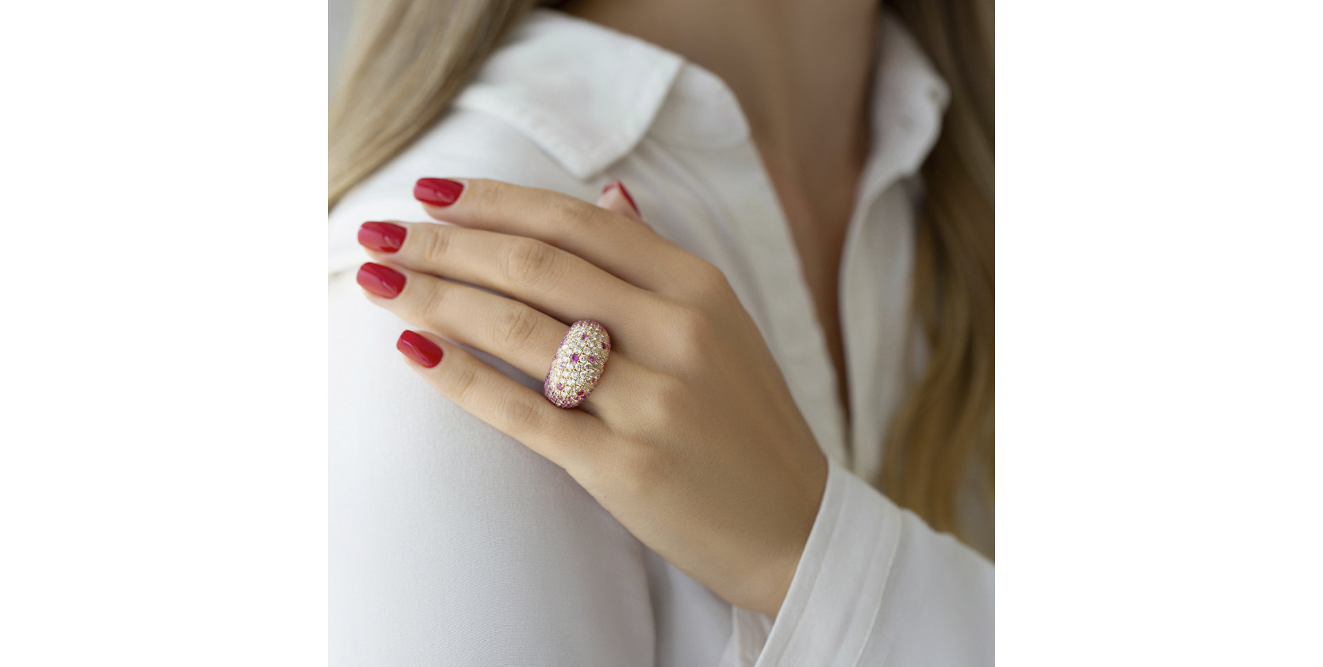 Prsteň s diamantmi, rubínmi a zafírmi Tashia