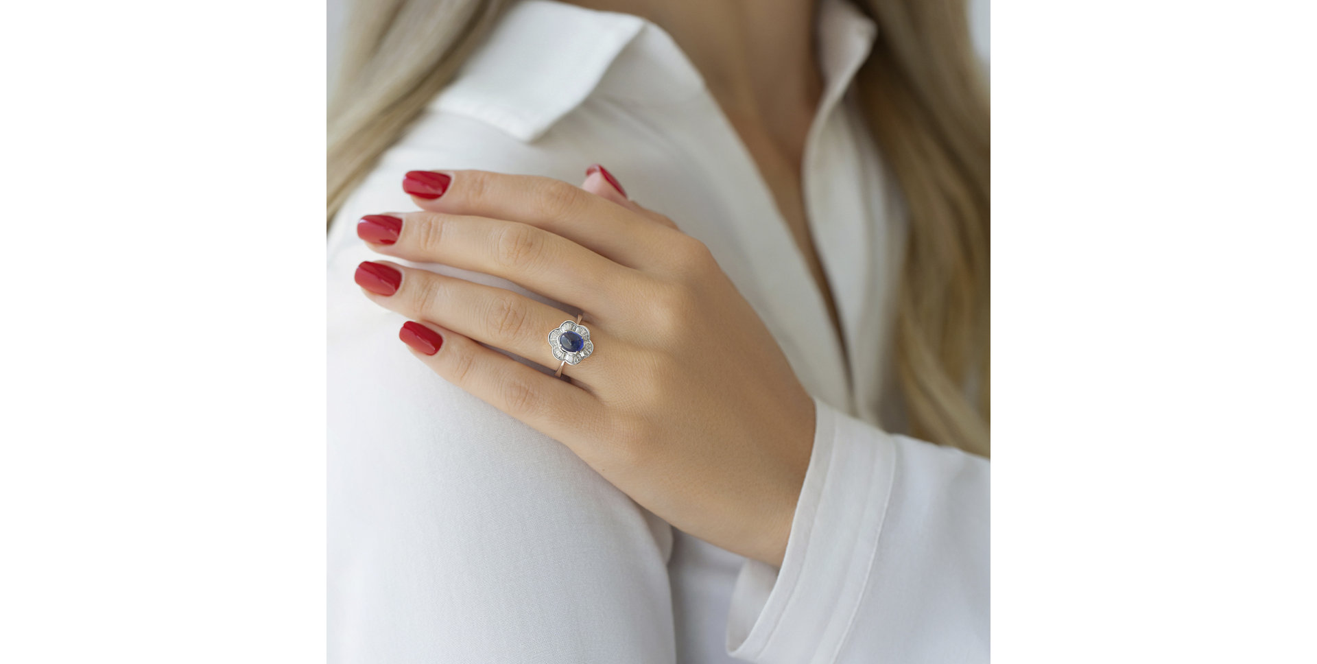 Prsteň s zafírom a diamantmi Blooming Sapphire