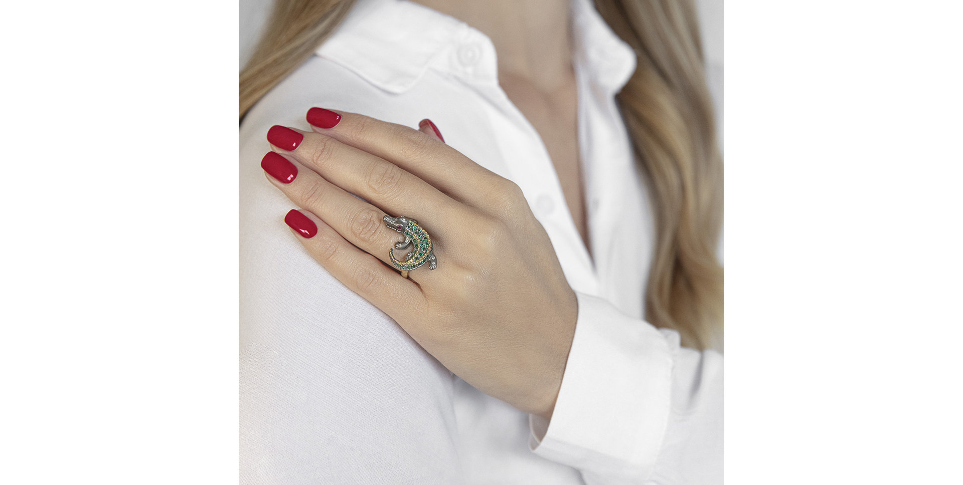 Prsteň s diamantmi, zafírmi a smaragdmi Black Croco