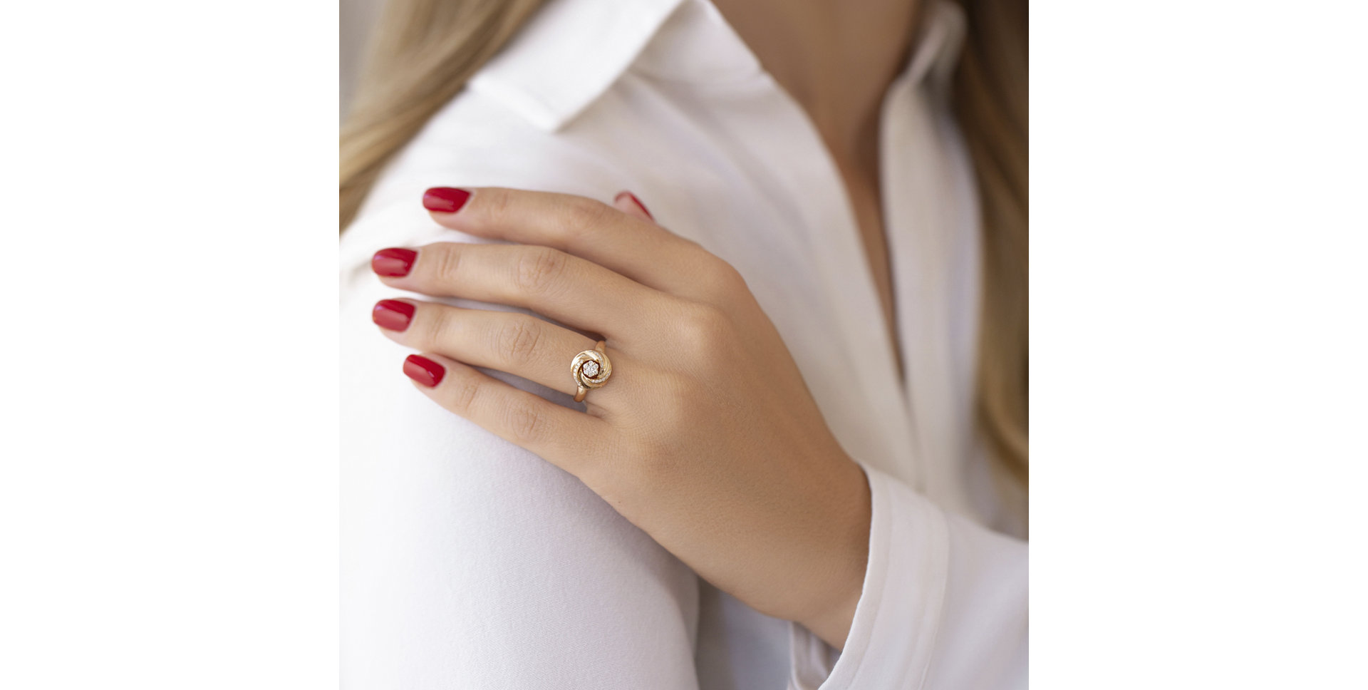 Prsteň s diamantmi Flower Swirl