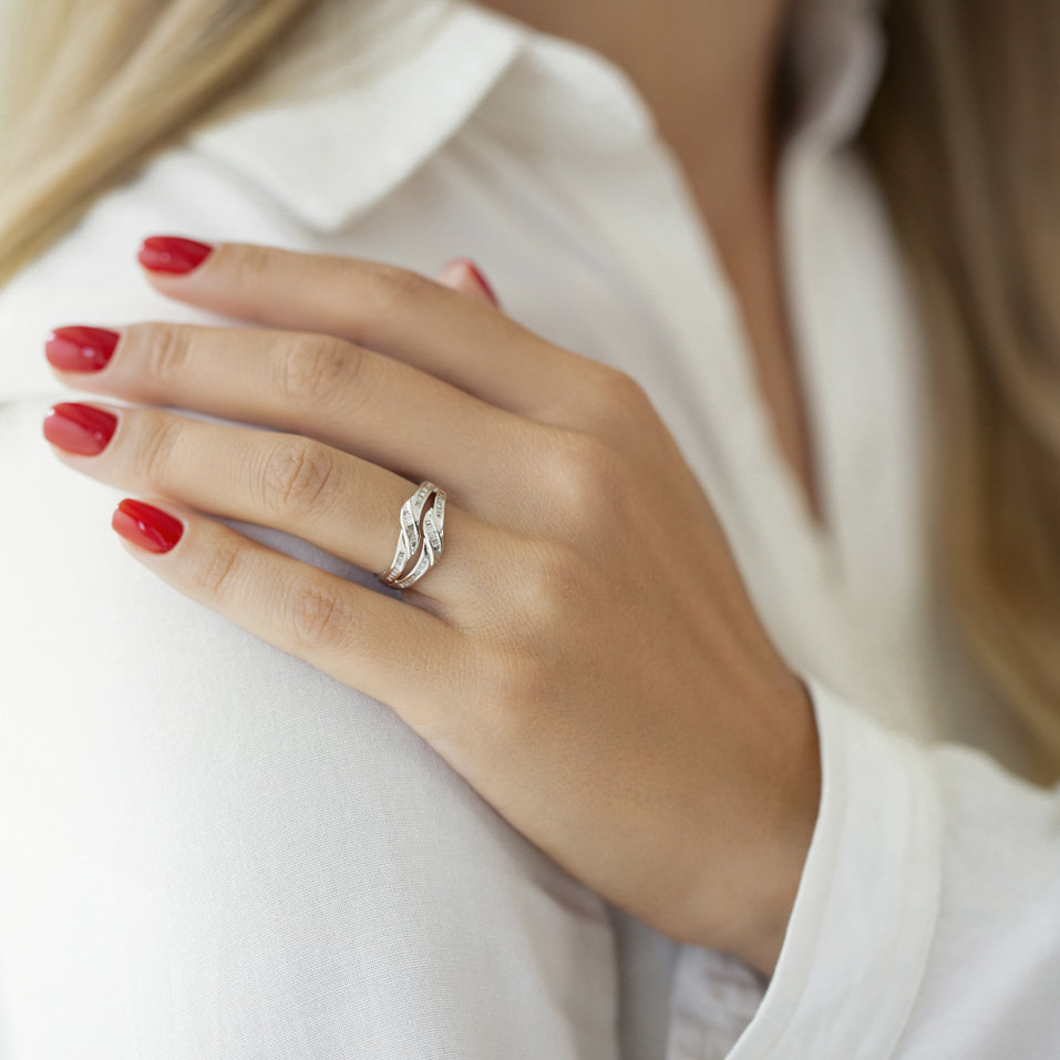 Prsteň s diamantmi Défunts