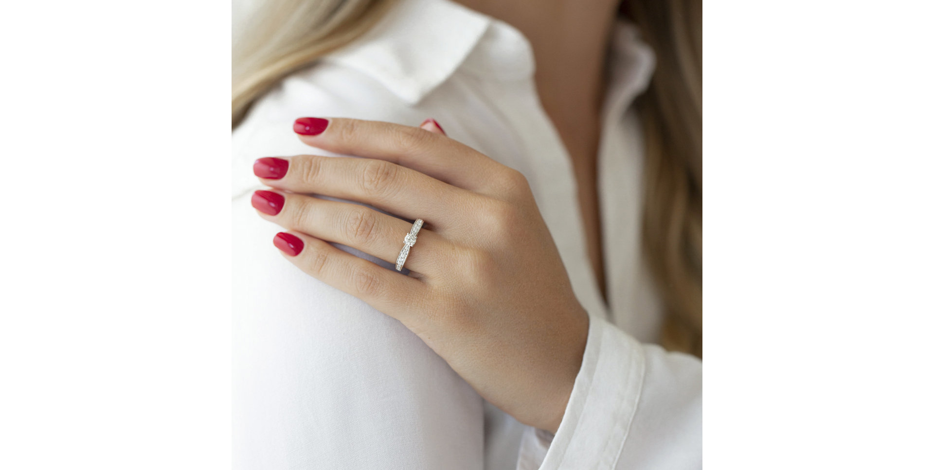 Prsteň s diamantmi Arya