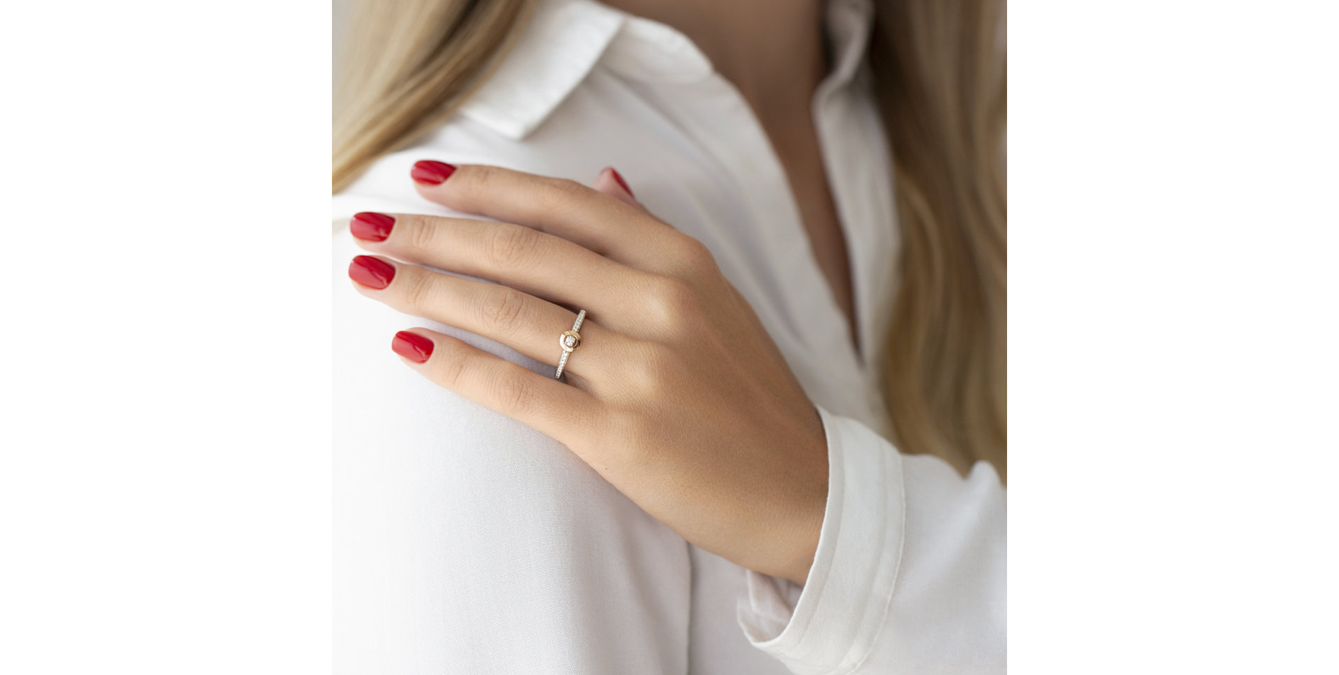 Prsteň s diamantmi Golden Hoop