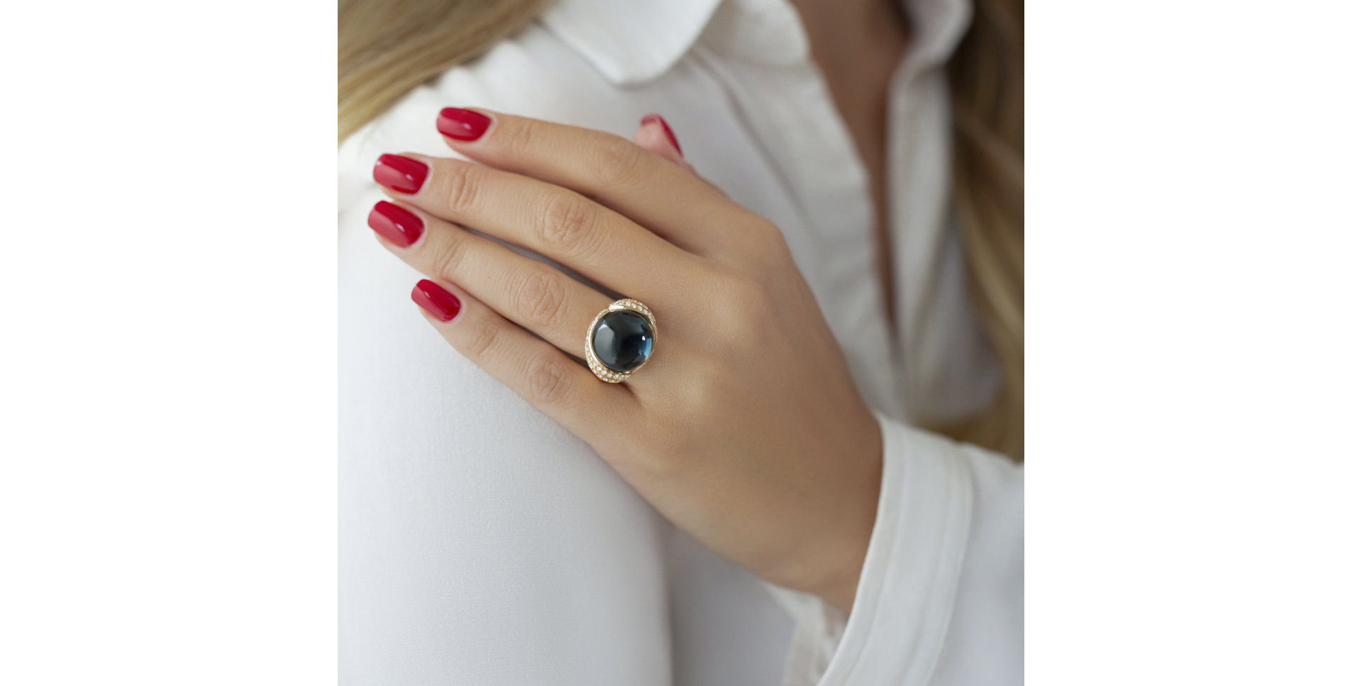 Prsteň s ruženínom a diamantmi Venus Poetry