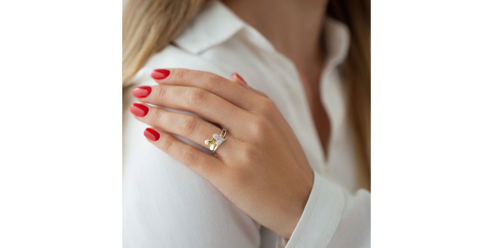 Prsteň s diamantmi Flying Butterfly