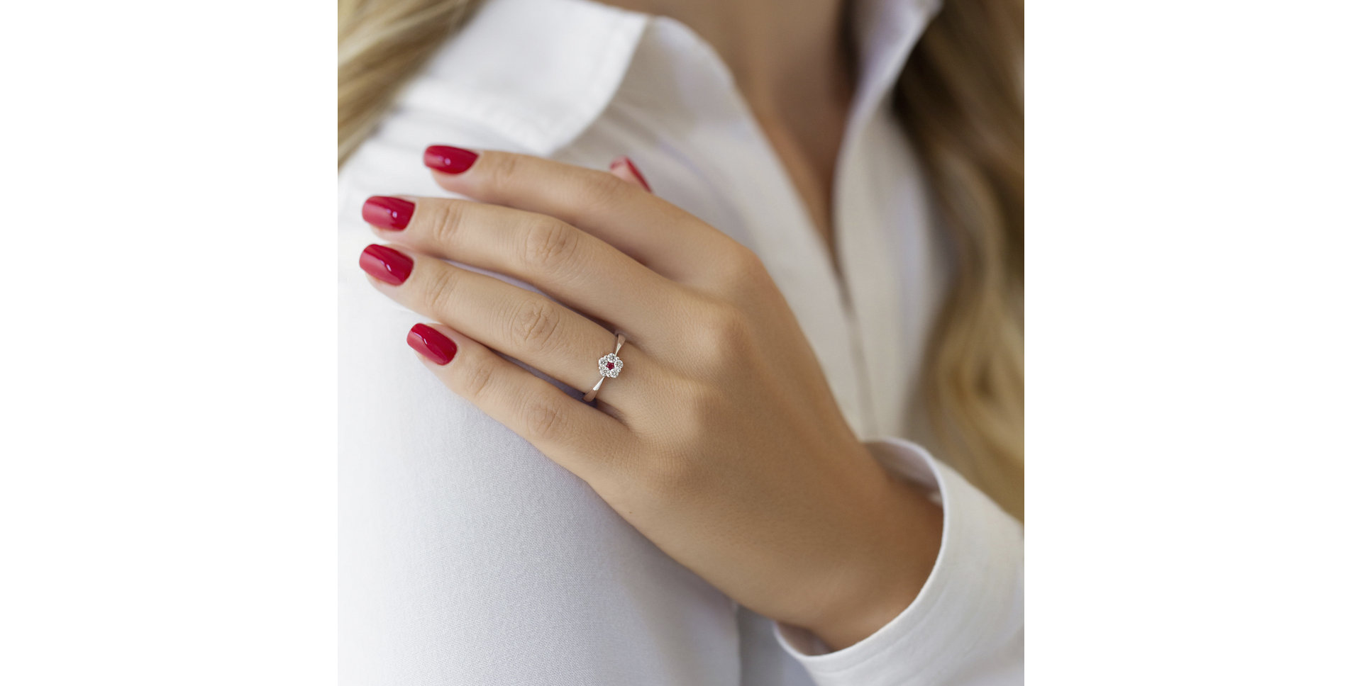 Prsteň s zafírom a diamantmi Midnight Fantasy