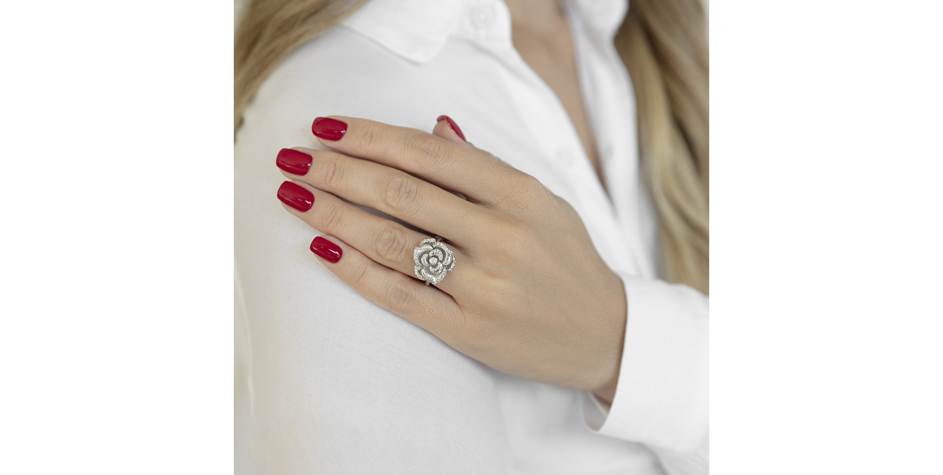 Prsteň s diamantmi Powerful Flower