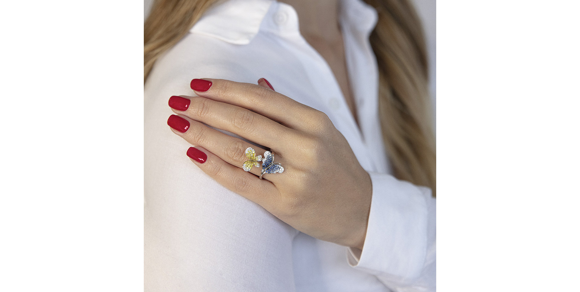 Prsteň s žltými a bielymi diamantmi a zafírmi Papillon Melody